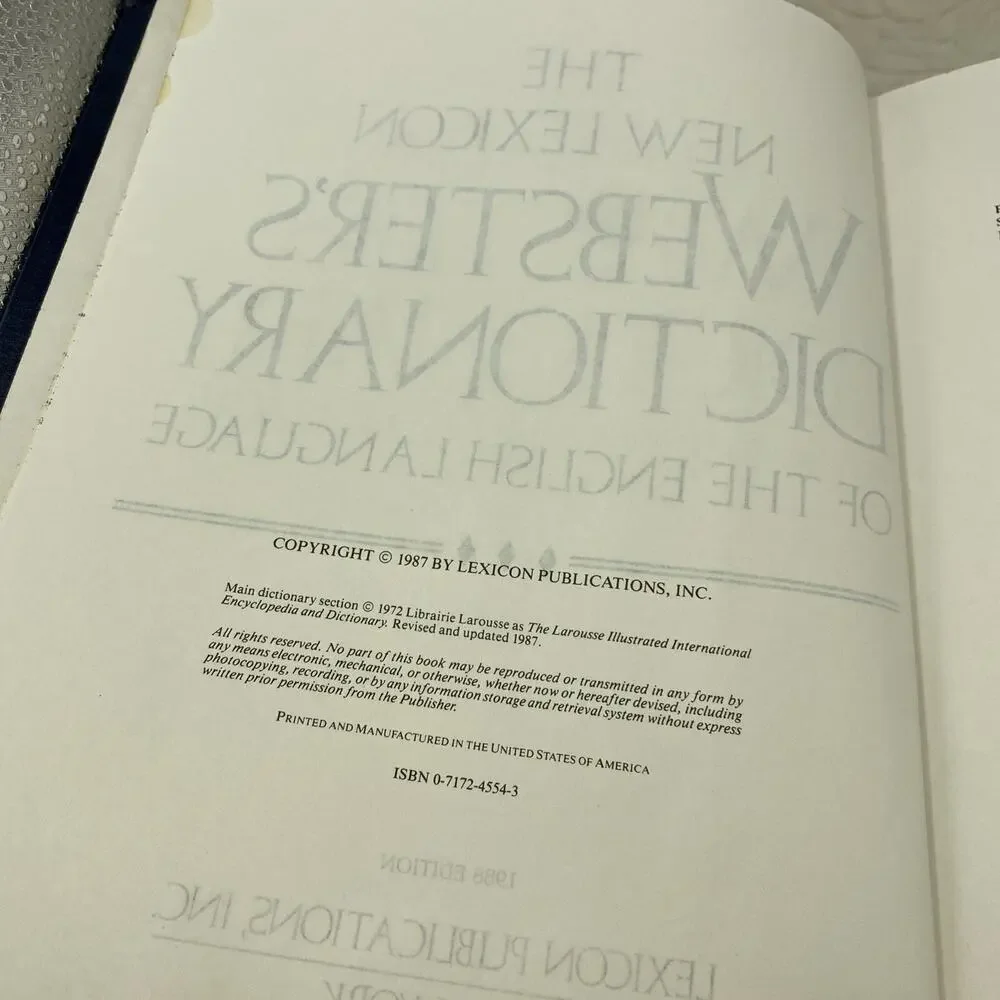 The New Lexicon Webster's Dictionary of the English Language : One Volume...